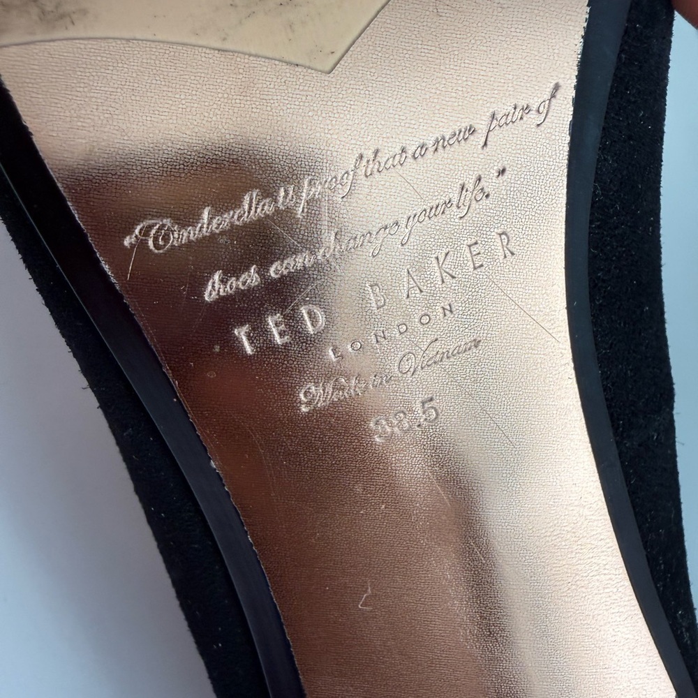 Ted Baker Black size 38.5 Heels with Bow Accent - Picture 7 of 7
